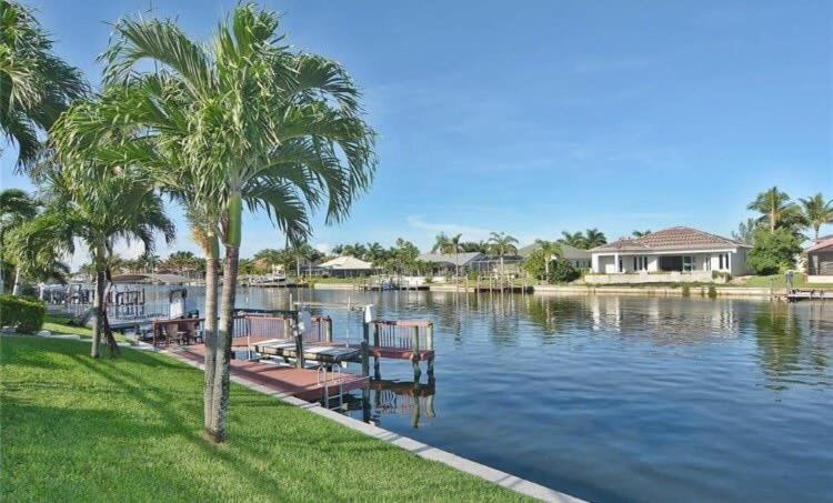 Free Heatedpool On Sailboataccesscanal Boat Lift Villa Cape Coral Exterior foto